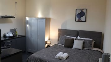 Executive Twin Room | Free WiFi