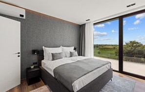 4 Schlafzimmer, Reisekinderbett, kostenloses WLAN, Bettwäsche