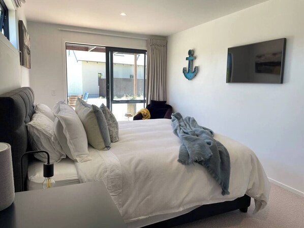1 habitación, tabla de planchar con plancha, wifi y ropa de cama