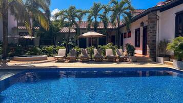 Sun deck