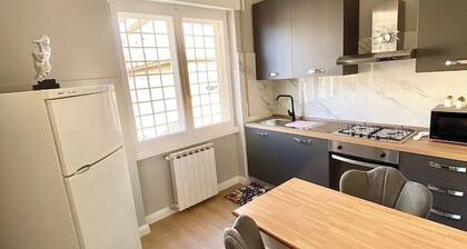 CapuansHome newly renovated apartment in strategic location