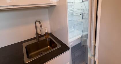 Temis apartment - private 1 bed room and 1 living room w/ sofa bed + big kitchen