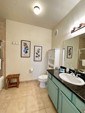 Articoli per l'igiene personale ecosostenibili, asciugacapelli, bidet