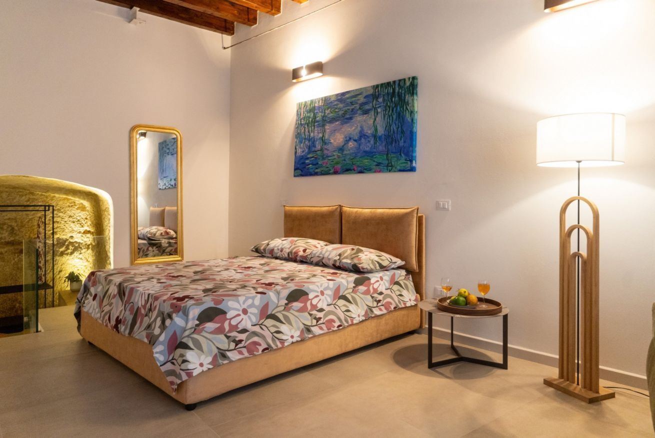 1 slaapkamer, een strijkplank/strijkijzer, wifi, beddengoed