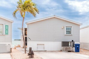 Exterior - Sea La Vie #197 - Oceanfront, Big Boats Welcome Here! (Cudjoe Key)