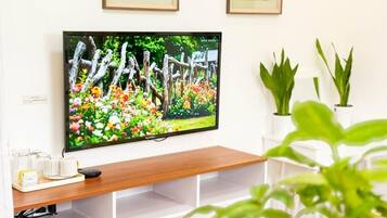Superior Room | Laptop workspace, free WiFi, bed sheets