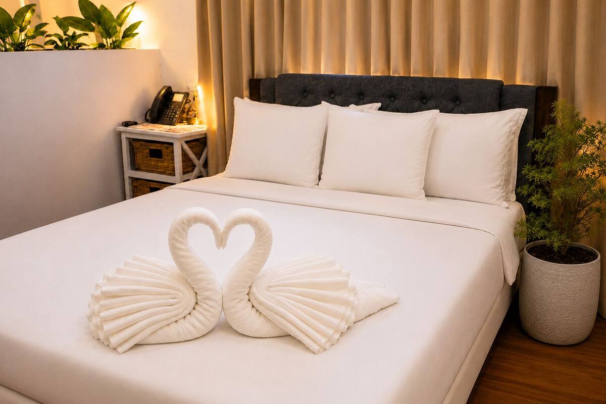 Superior Deluxe Room | พื้นที่ทำงานแบบใช้แล็ปท็อป, Wi-Fi ฟรี, ผ้าปูที่นอน