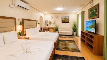 Laptop workspace, free WiFi, bed sheets