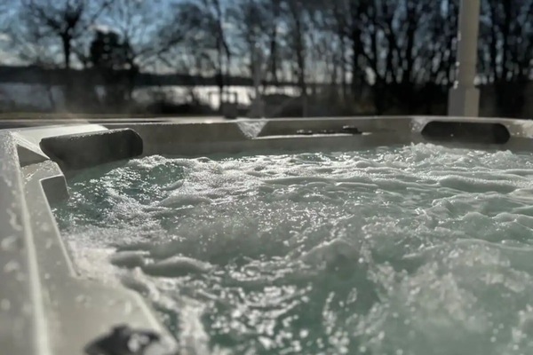 Bañera de hidromasaje exterior