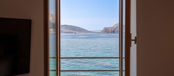 Stunning apartment in Baska with house sea view