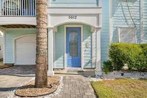 Interior - Seafoam by Avantstay 2 Blocks to Beach! (Panama City Beach)