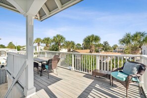 Interior - Seafoam by Avantstay 2 Blocks to Beach! (Panama City Beach)