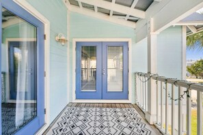 Interior - Seafoam by Avantstay 2 Blocks to Beach! (Panama City Beach)