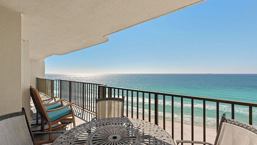 Gull Watch by Avantstay Beachfront Condo