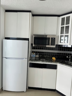 Fridge, microwave, stovetop, toaster