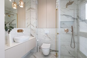 Haartrockner, Handtücher