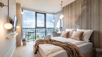 1 bedroom, desk, iron/ironing board, free WiFi