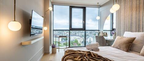 1 bedroom, desk, iron/ironing board, free WiFi