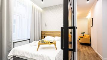 2 bedrooms, iron/ironing board, WiFi, bed sheets