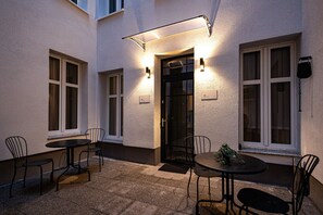 Outdoor dining - 2homerent Estrella 2 Old Town Centrum (Torun)