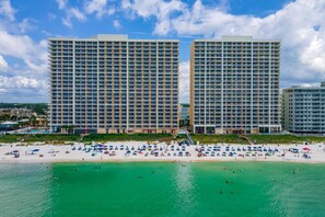 On the beach - Shoreline Serenity by Avantstay Beachfront + Views! (Panama City Beach)