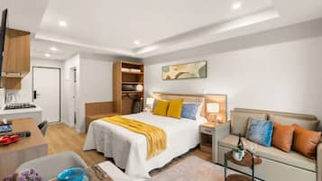 Desk, iron/ironing board, free WiFi, bed sheets