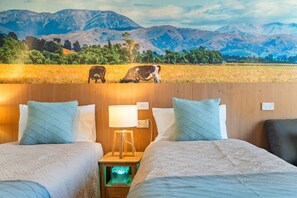 1 chambre, bureau, fer et planche à repasser, Wi-Fi gratuit