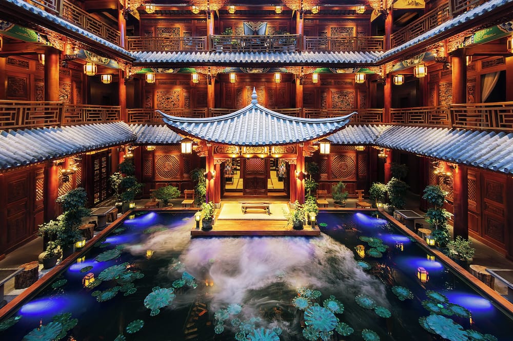 Spirited Silky Inn