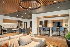 Interior - Cool Kirkland 1BR w/ Gym, Lounge, Balcony, A/C & W/D, by Blueground (Seattle)