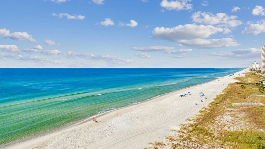 Fontainebleau 706 by Avantstay Beachfront+views