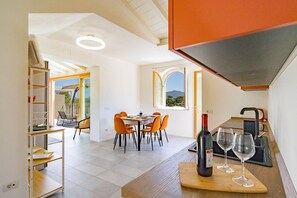 Dining - Luxury apartment with private access to the sea (Marciana)