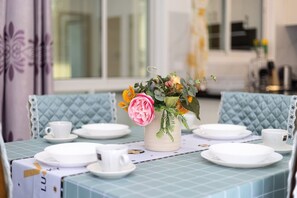 تناول الطعام