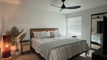 2 bedrooms, iron/ironing board, WiFi, bed sheets