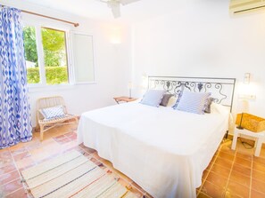 3 camere, ferro/asse da stiro, accesso a Internet, lenzuola