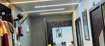 9-bedroom bed & breakfast in enchanting Mathura with AC, WiFi