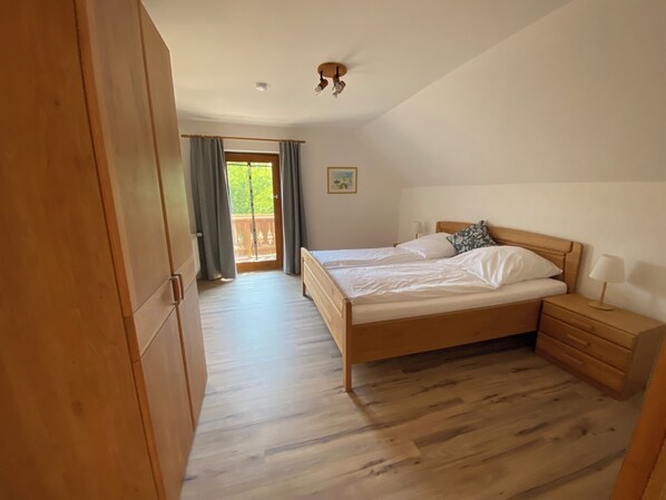 1 chambre, literie fournie