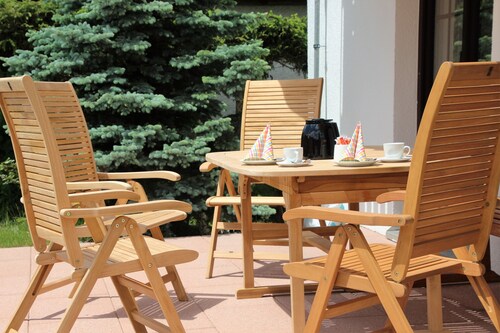 Ferienwohnung 'Villa Hilde' mit Bergblick, privater Terrasse und Wi-Fi