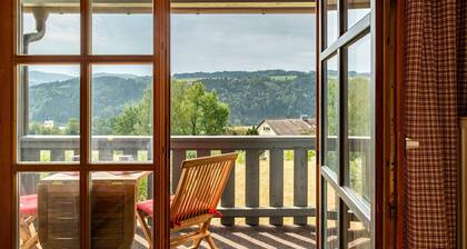 Studio Apartment 'Auszeit Am Fluss - Donau' with Balcony