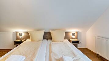 3 Schlafzimmer, Bügeleisen/Bügelbrett, kostenloses WLAN, Bettwäsche