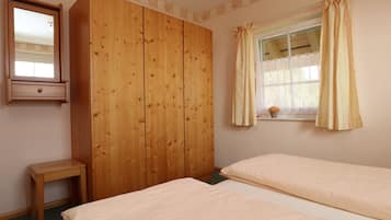 2 Schlafzimmer, Bügeleisen/Bügelbrett, kostenloses WLAN, Bettwäsche