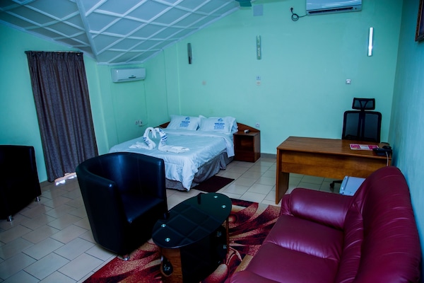 Premium Room | Living area | Printers