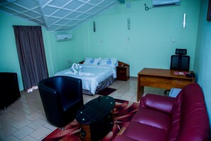 Rom – premium | Oppholdsområde | Printere