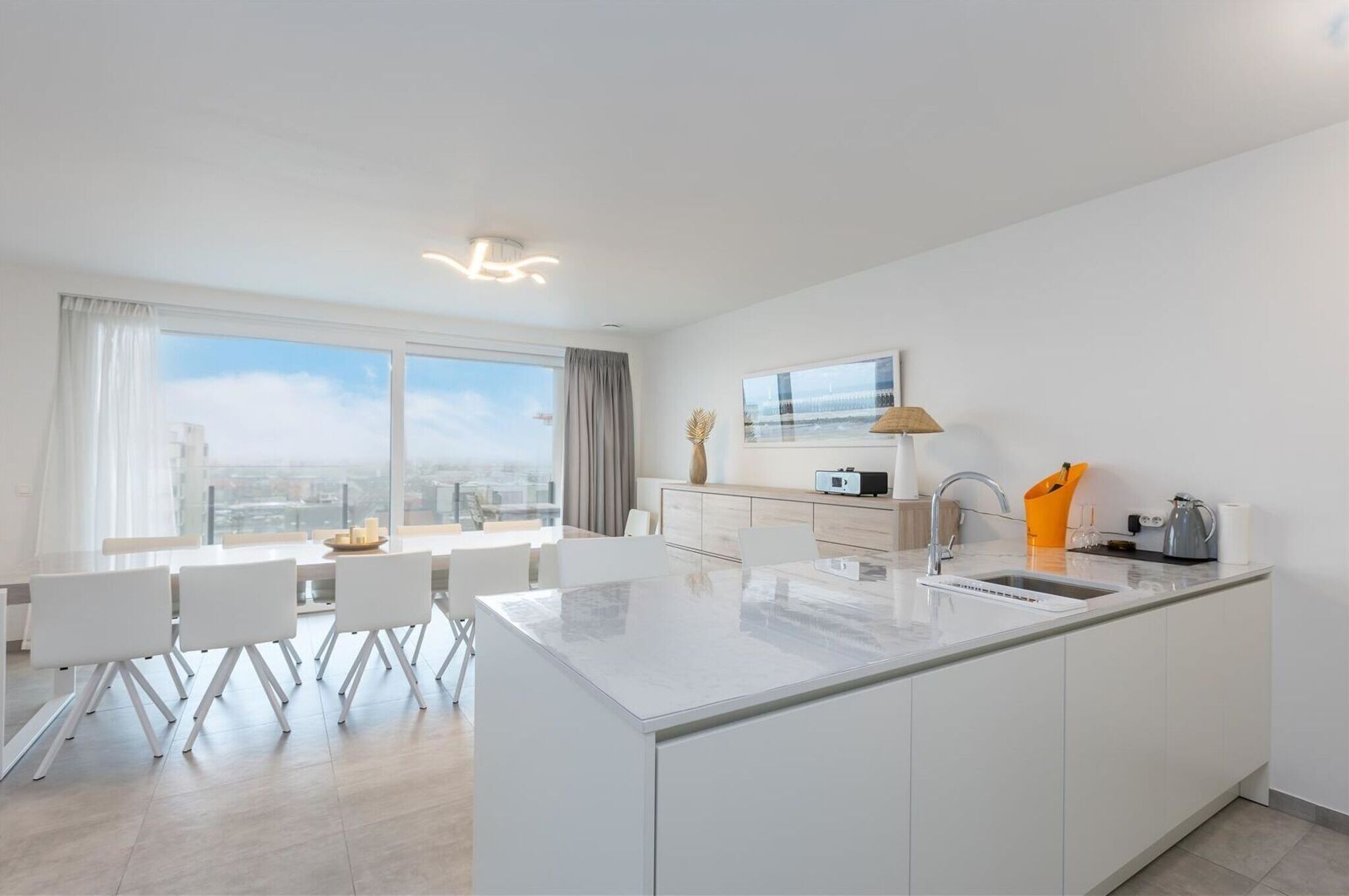 Kühlschrank, Herdplatte, Geschirrspüler