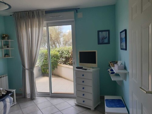 50 m de la plage.idealement situé