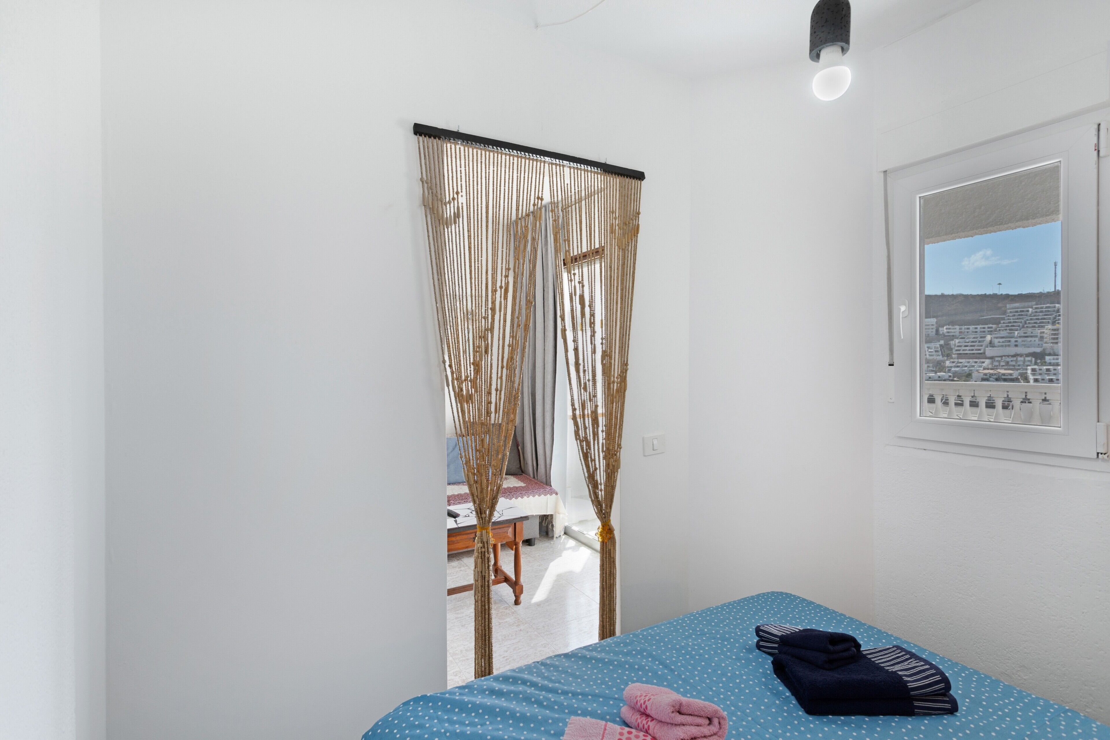 1 soverom, strykejern/-brett, wi-fi (inkludert) og sengetøy