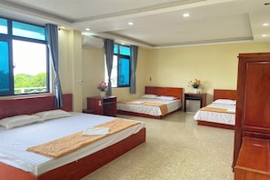 Dormitorio compartido familiar, vistas a la playa | Minibar y wifi gratis