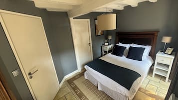 2 chambres, fer et planche Ă repasser, Wi-Fi, draps fournis