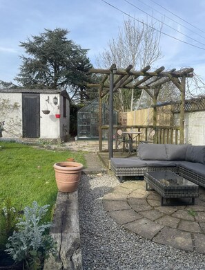 Cottage | Property grounds