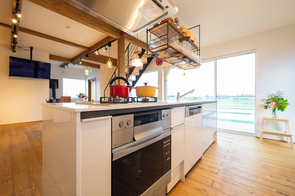 Superior Villa, Non Smoking, Mountain View | Private kitchen | Full-size fridge, microwave, oven, dishwasher