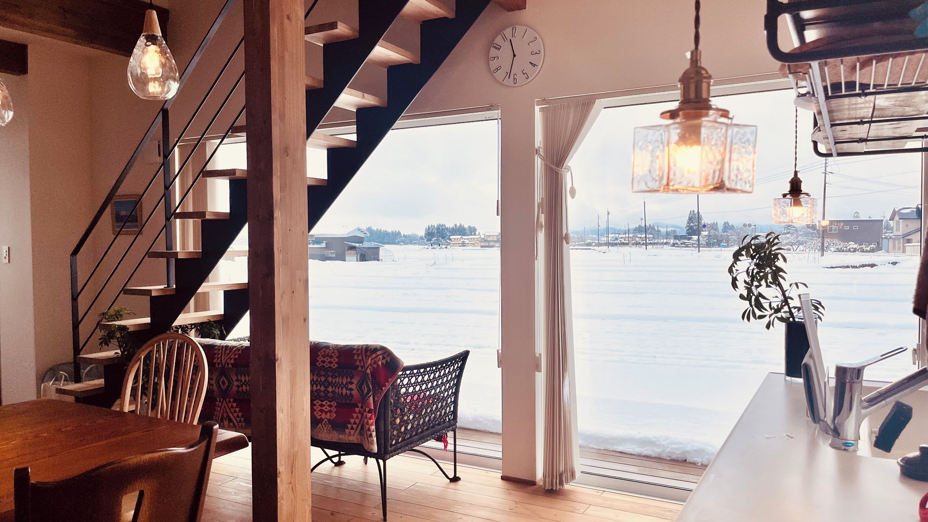 Superior Villa, Non Smoking, Mountain View | Living area | 48-inch flat-screen TV with digital channels, fireplace, Netflix